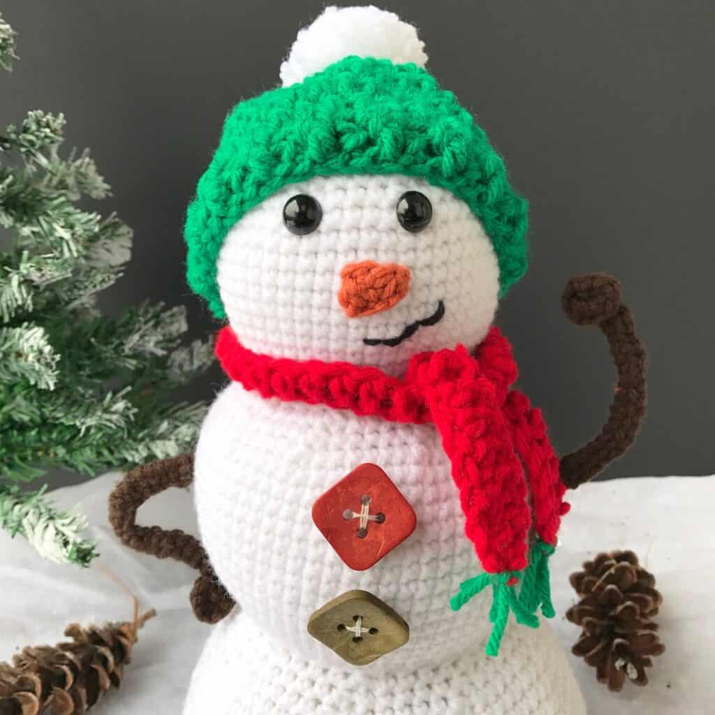 snowman amigurumi crochet pattern - crochet along part 1 - maria's